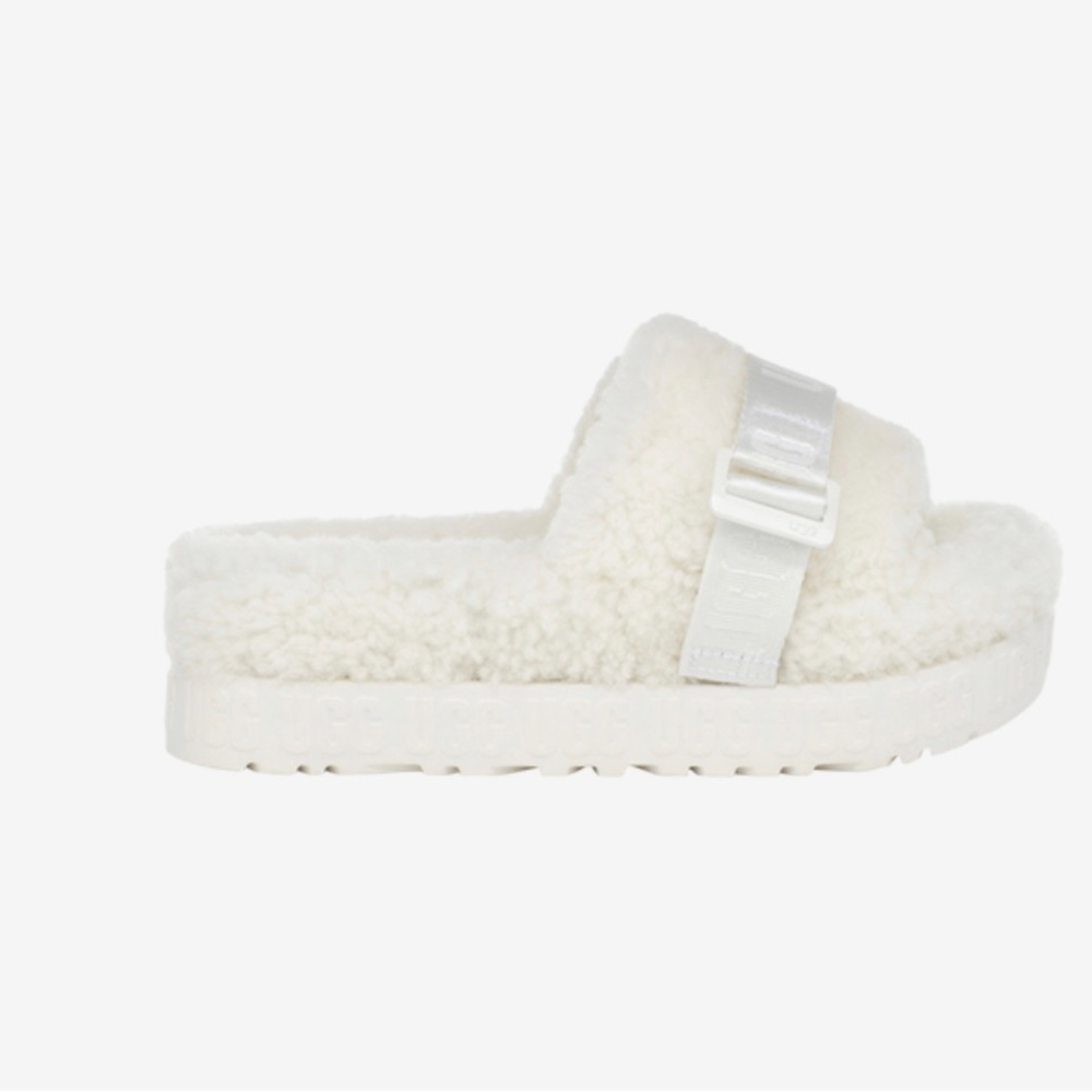 Ugg slides - Picture 2 of 5